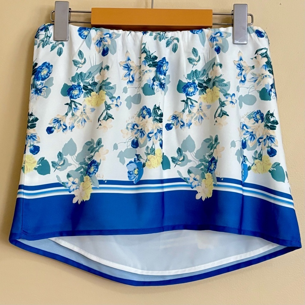 Abercrombie & Fitch| NWT Silky Floral Tube Top Blouse Sz S Brand NEW! - Picture 3 of 7